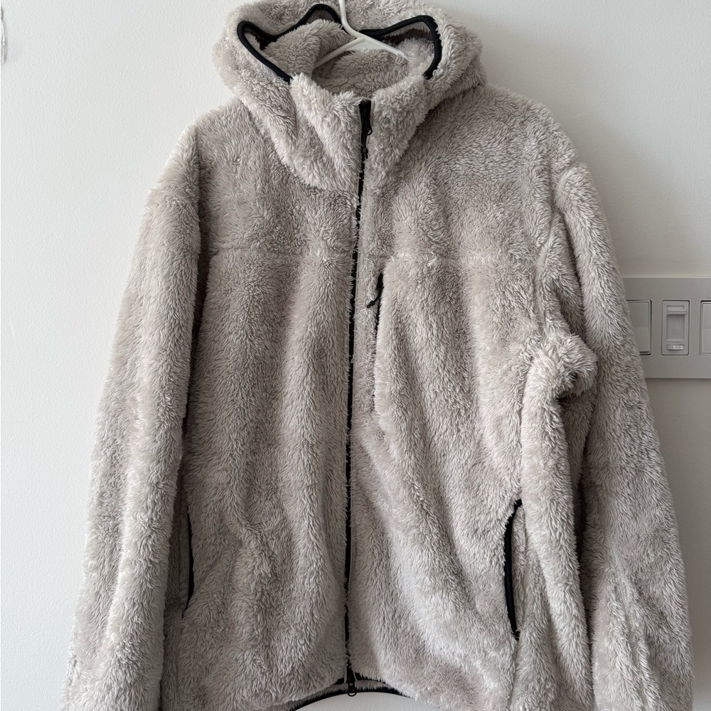 Uniqlo Soft Beige Fleece Jacket - Men’s XL